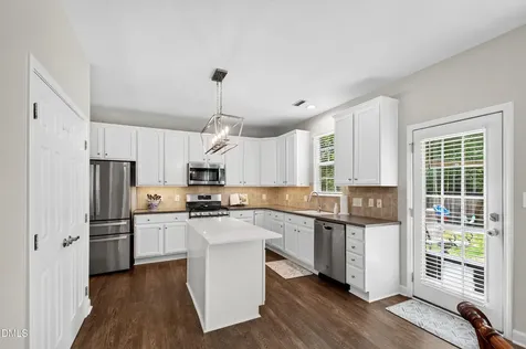 6220 Amber Bluffs Crescent Raleigh NC 27616