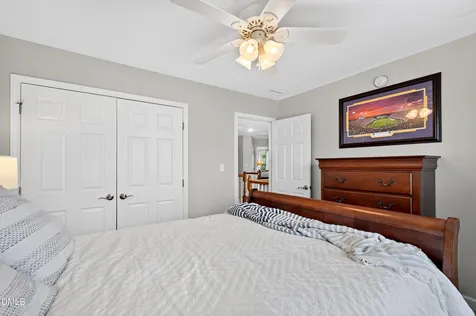 6220 Amber Bluffs Crescent Raleigh NC 27616