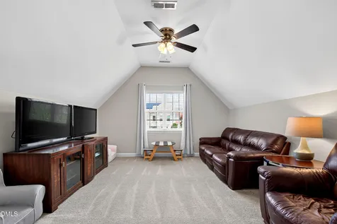 6220 Amber Bluffs Crescent Raleigh NC 27616