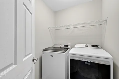 6220 Amber Bluffs Crescent Raleigh NC 27616