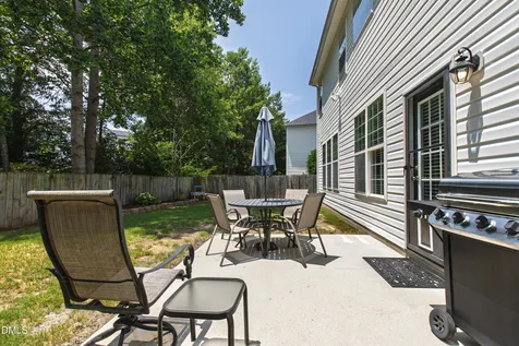 6220 Amber Bluffs Crescent Raleigh NC 27616