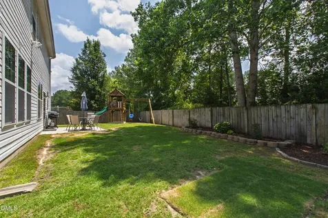 6220 Amber Bluffs Crescent Raleigh NC 27616