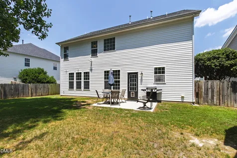 6220 Amber Bluffs Crescent Raleigh NC 27616