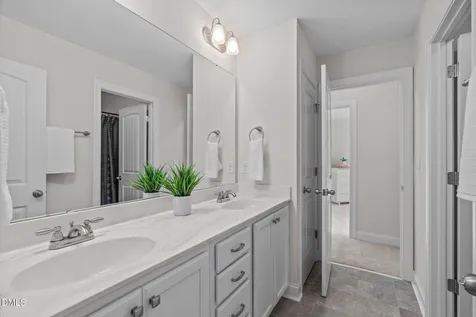 3309 Salters Lake Way Fuquay Varina NC 27526