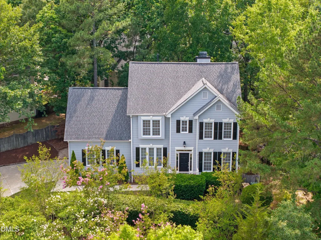 102 Chatsworth Street Cary NC 27513