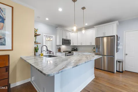 102 Chatsworth Street Cary NC 27513