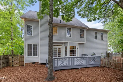 102 Chatsworth Street Cary NC 27513