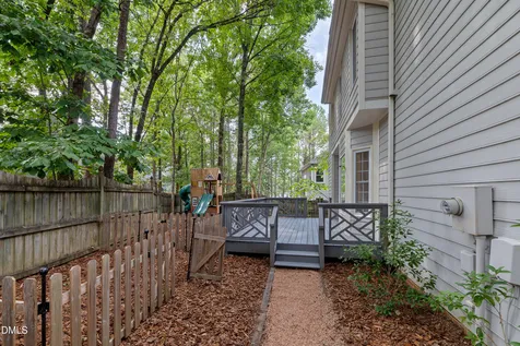 102 Chatsworth Street Cary NC 27513