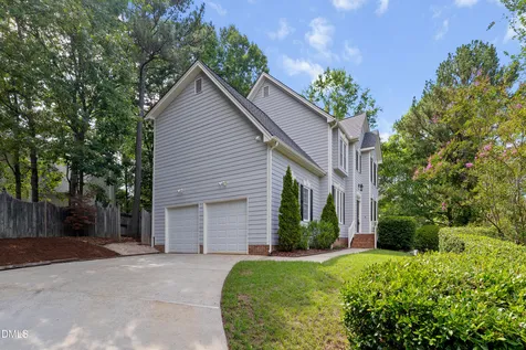 102 Chatsworth Street Cary NC 27513