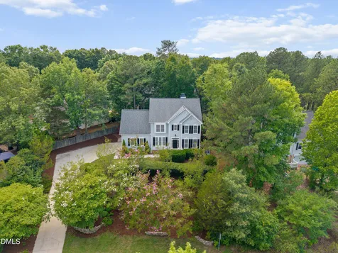 102 Chatsworth Street Cary NC 27513