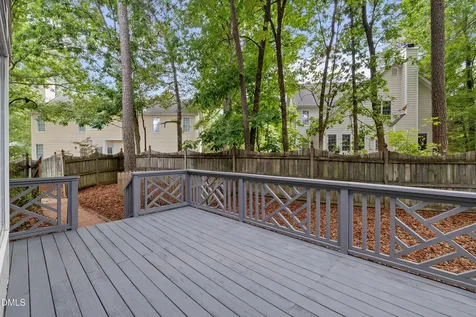 102 Chatsworth Street Cary NC 27513