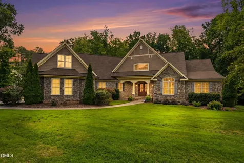1106 Dovefield Lane Youngsville NC 27596