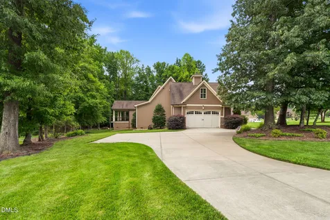 1106 Dovefield Lane Youngsville NC 27596