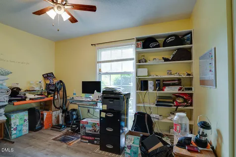 1912 Middlewood Court High Point NC 27265