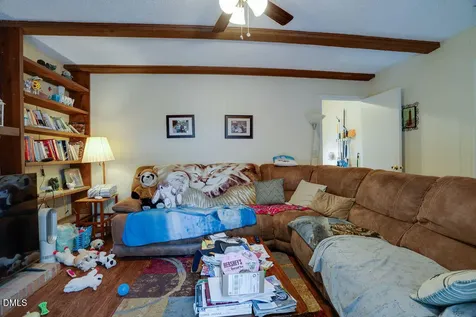 1912 Middlewood Court High Point NC 27265