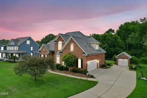 2228 Belvinwood Drive Fuquay Varina NC 27526