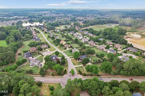 2228 Belvinwood Drive Fuquay Varina NC 27526