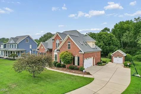2228 Belvinwood Drive Fuquay Varina NC 27526