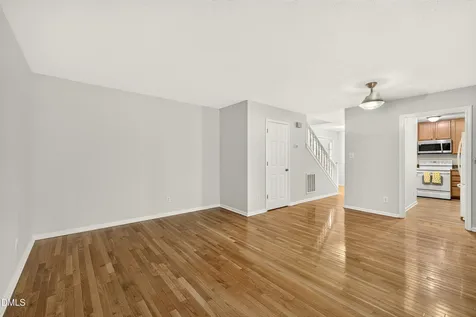 107 Sully Court Chapel Hill NC 27514