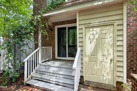 107 Sully Court Chapel Hill NC 27514