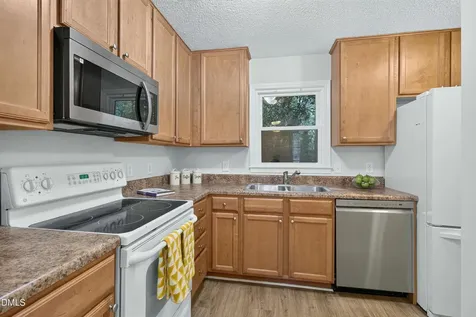 107 Sully Court Chapel Hill NC 27514