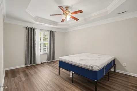 5453 Crescentview Parkway Raleigh NC 27606