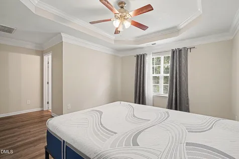 5453 Crescentview Parkway Raleigh NC 27606