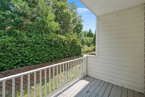 5453 Crescentview Parkway Raleigh NC 27606