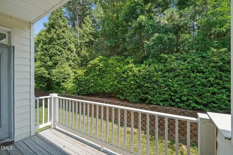 5453 Crescentview Parkway Raleigh NC 27606