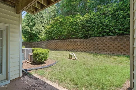 5453 Crescentview Parkway Raleigh NC 27606