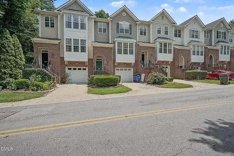 5453 Crescentview Parkway Raleigh NC 27606