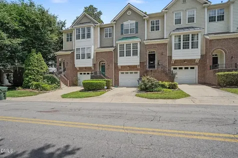 5453 Crescentview Parkway Raleigh NC 27606