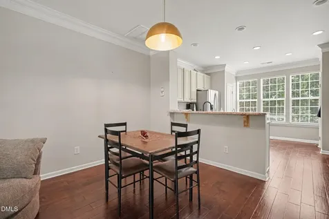 5453 Crescentview Parkway Raleigh NC 27606