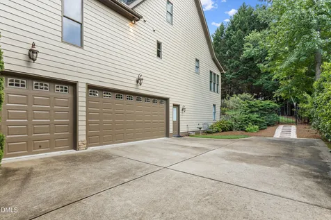 6633 Rest Haven Drive Raleigh NC 27612
