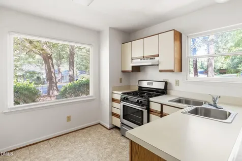 101 Standish Drive Chapel Hill NC 27517
