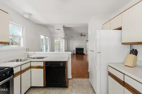 101 Standish Drive Chapel Hill NC 27517