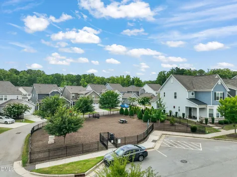 133 Daisy Grove Lane Holly Springs NC 27540
