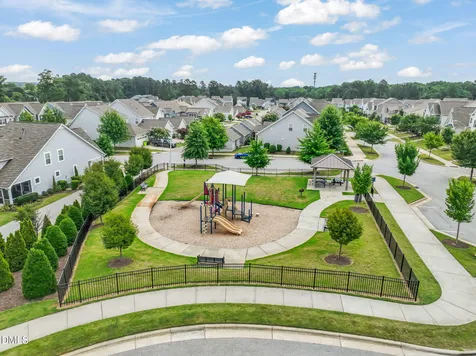 133 Daisy Grove Lane Holly Springs NC 27540