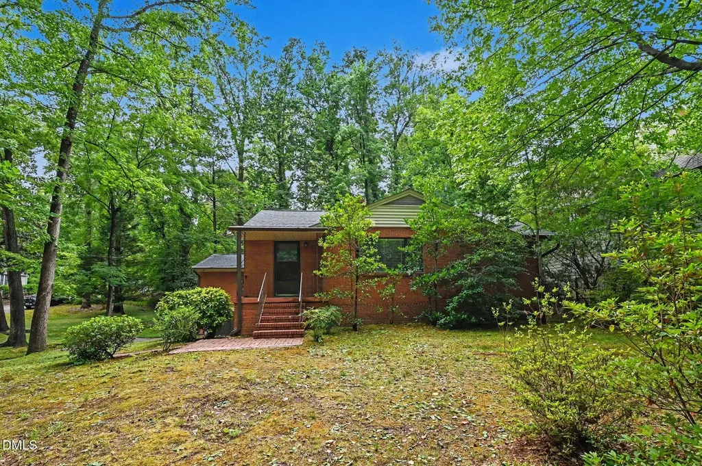1003 Gardner Street Raleigh NC 27607