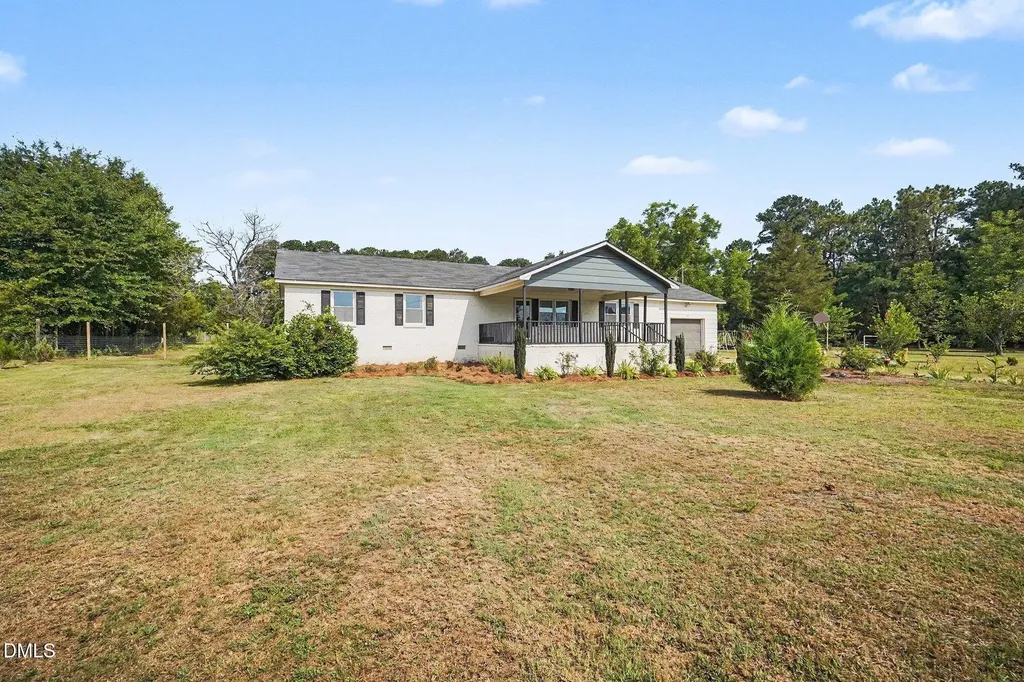 134 Old Oak Lane Dunn NC 28334