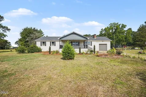 134 Old Oak Lane Dunn NC 28334