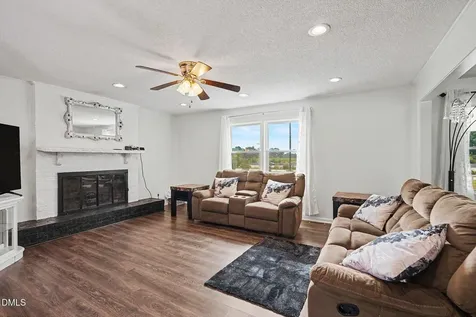 134 Old Oak Lane Dunn NC 28334