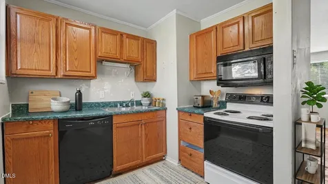 519 Overlook Street Greensboro NC 27403