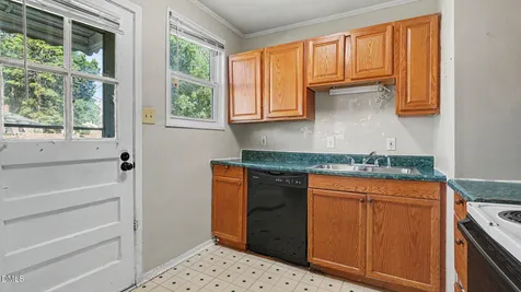 519 Overlook Street Greensboro NC 27403