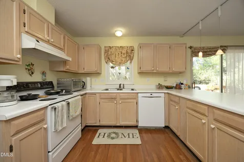 104 Penland Court Cary NC 27519