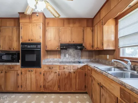 1059 S Hollybrook Road Wendell NC 27591