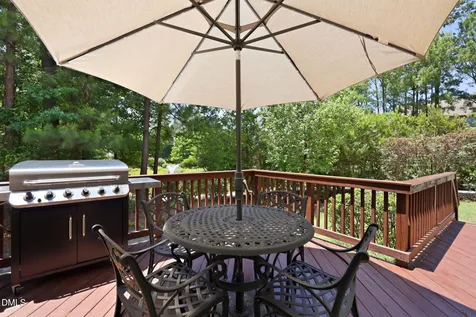 512 Slate Creek Place Cary NC 27519
