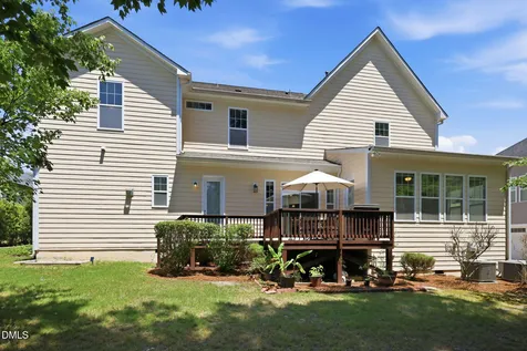 512 Slate Creek Place Cary NC 27519