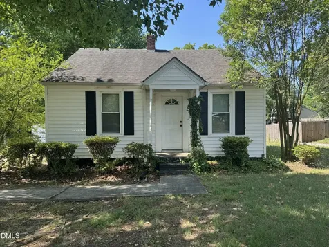 1728 Sharpe Road Burlington NC 27217