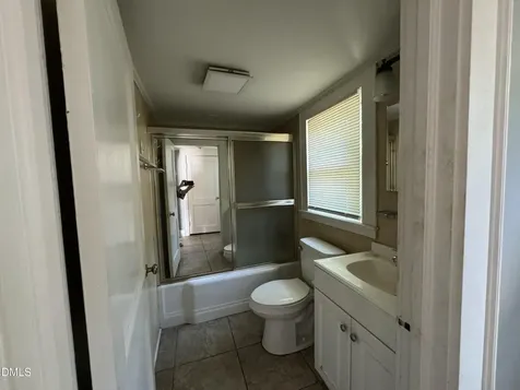 1728 Sharpe Road Burlington NC 27217